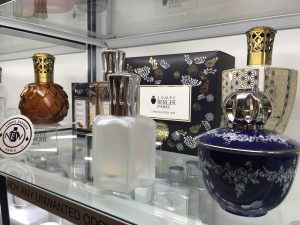 interiors gifts lampe bergere