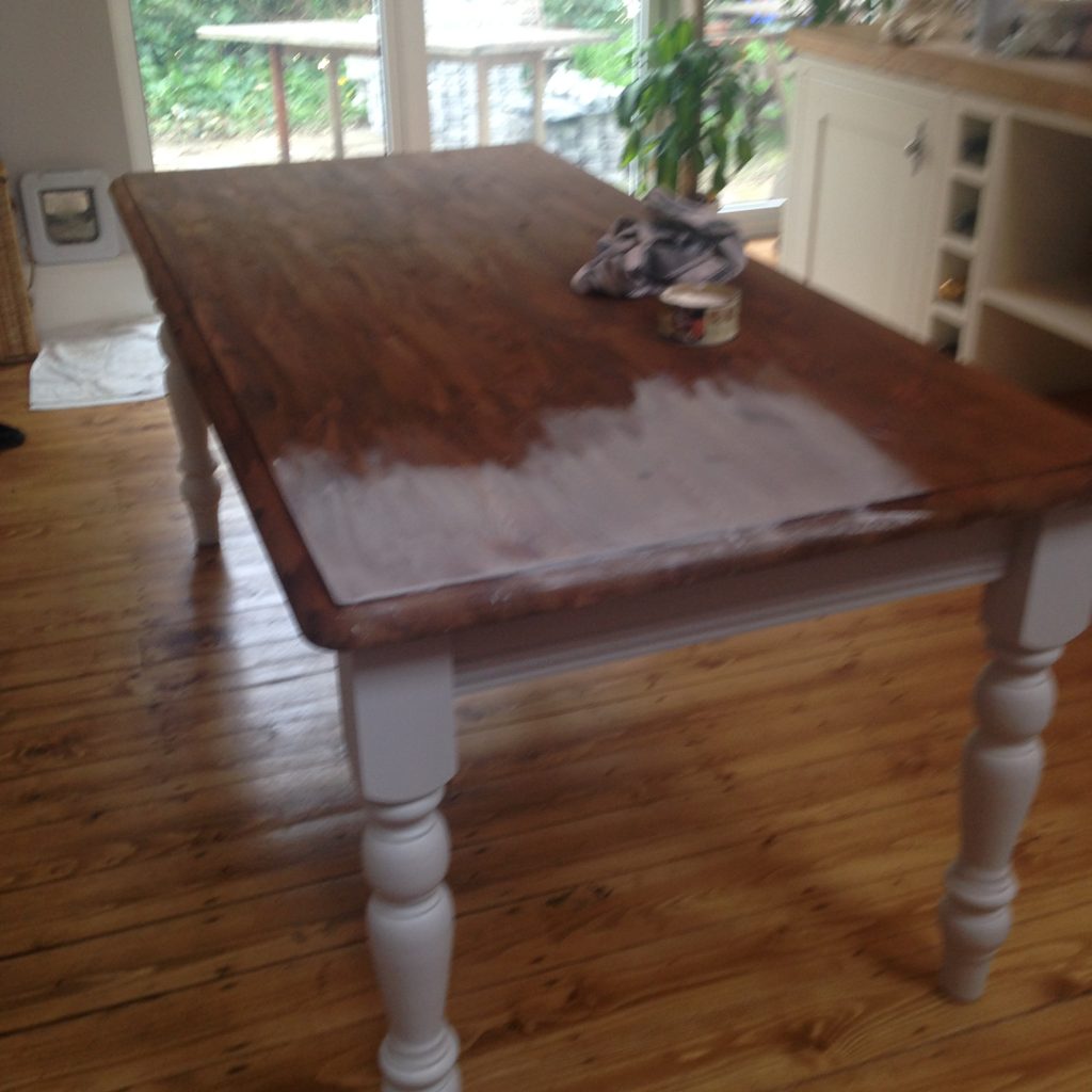 How To Upcycle A Pine Table