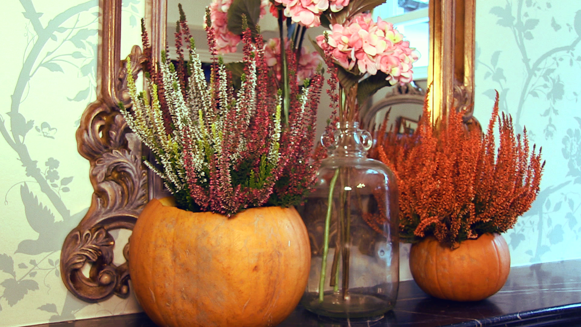 autumn decorations pumpkin