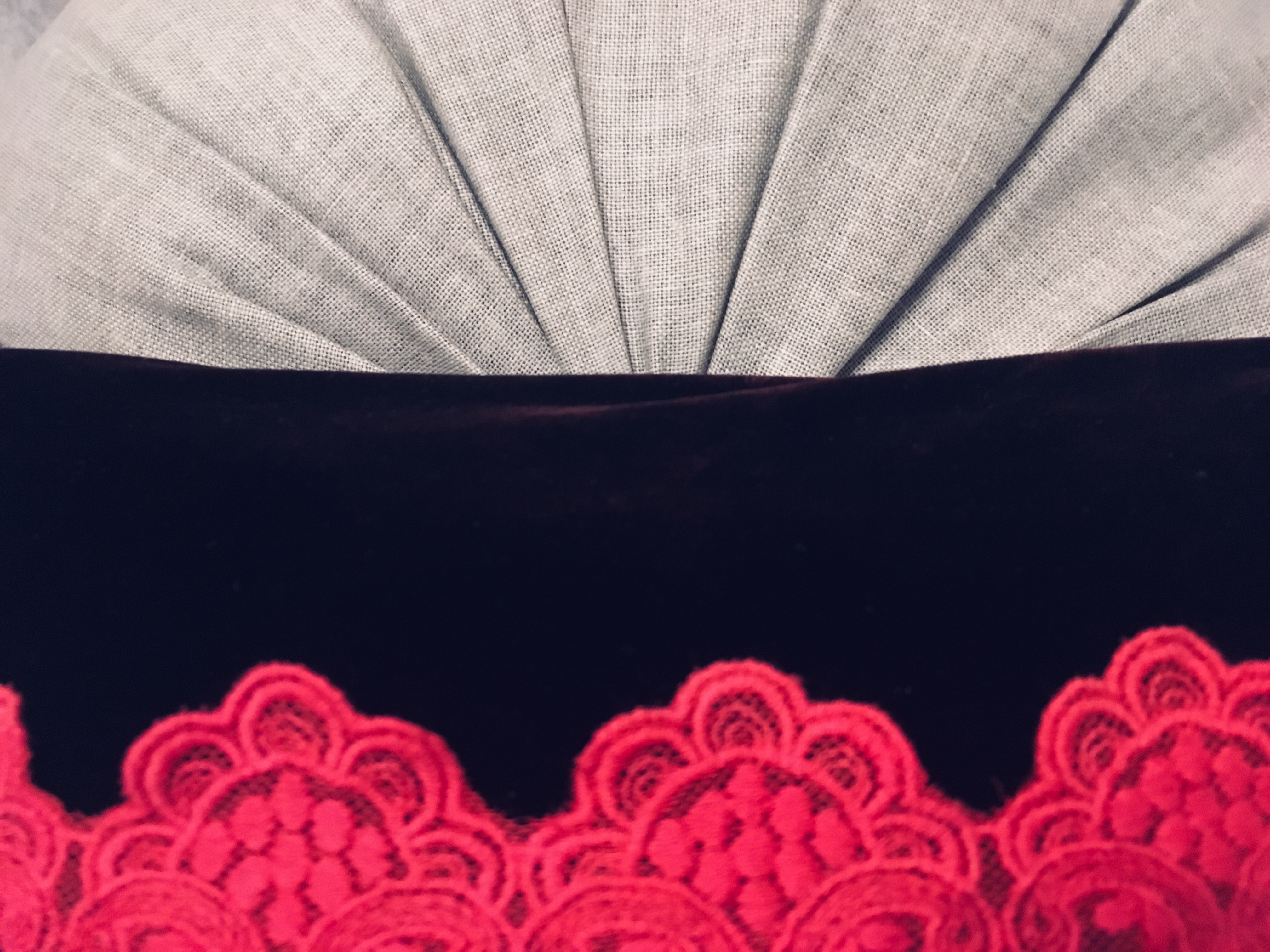 colour psychology pink