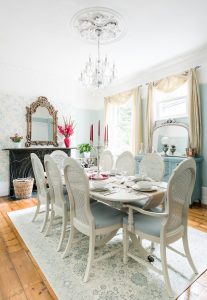 rental decorating ideas dining table