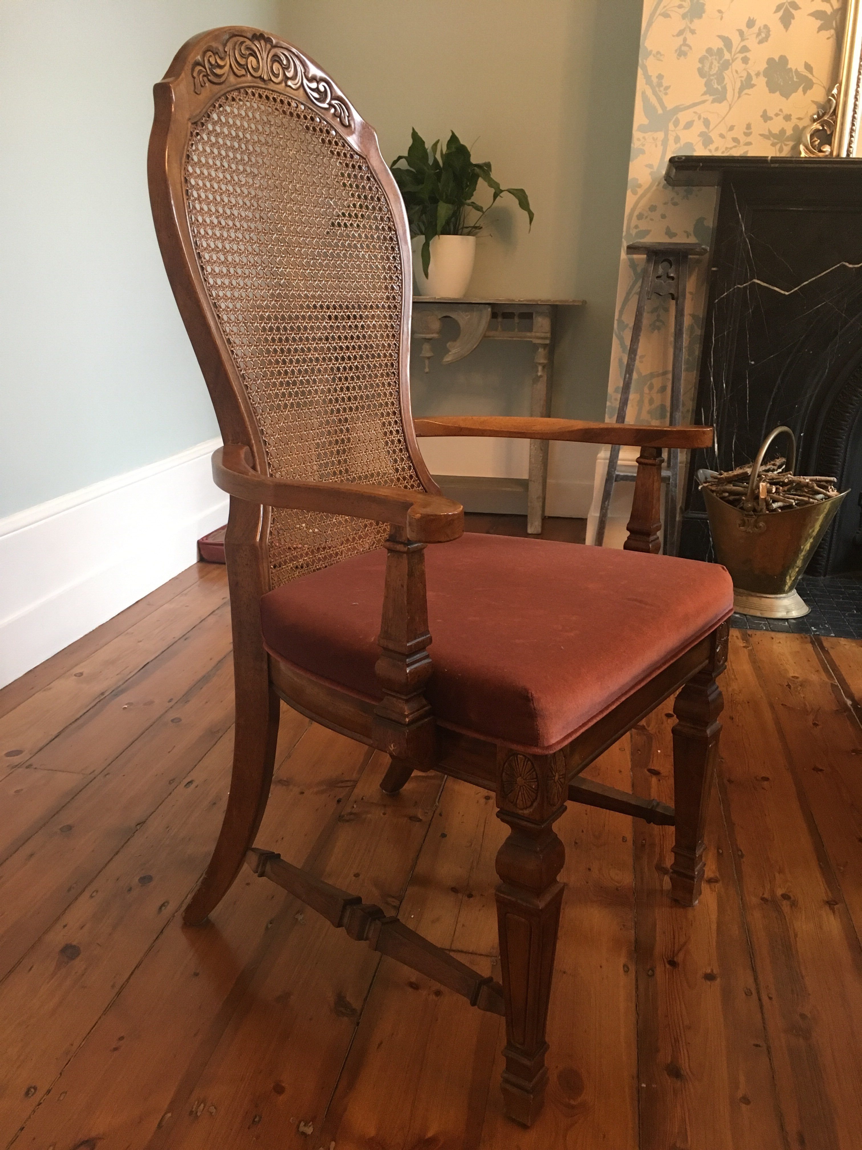 Upcycling: Dining Chair Before