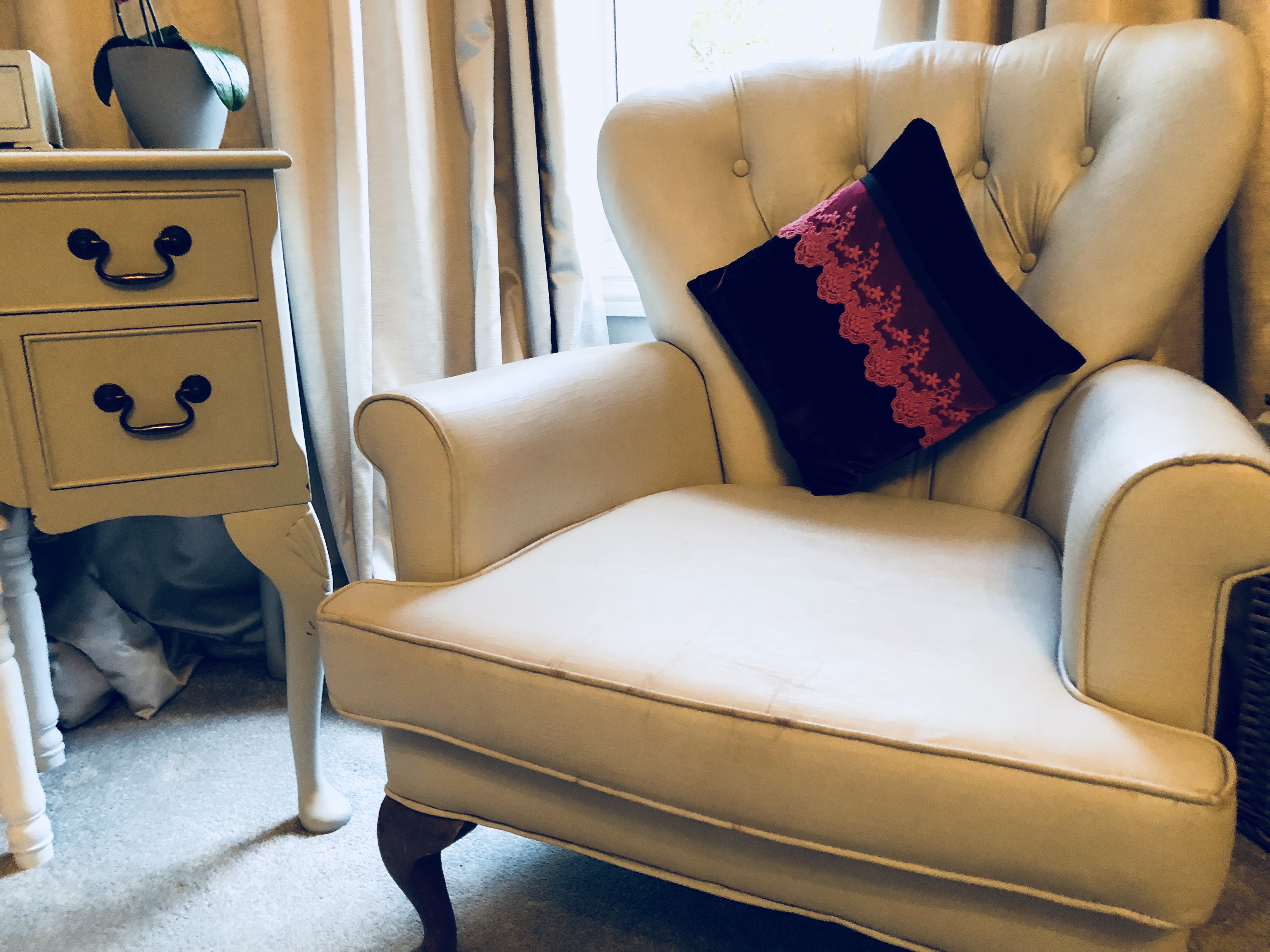 how to paint furniture armchair