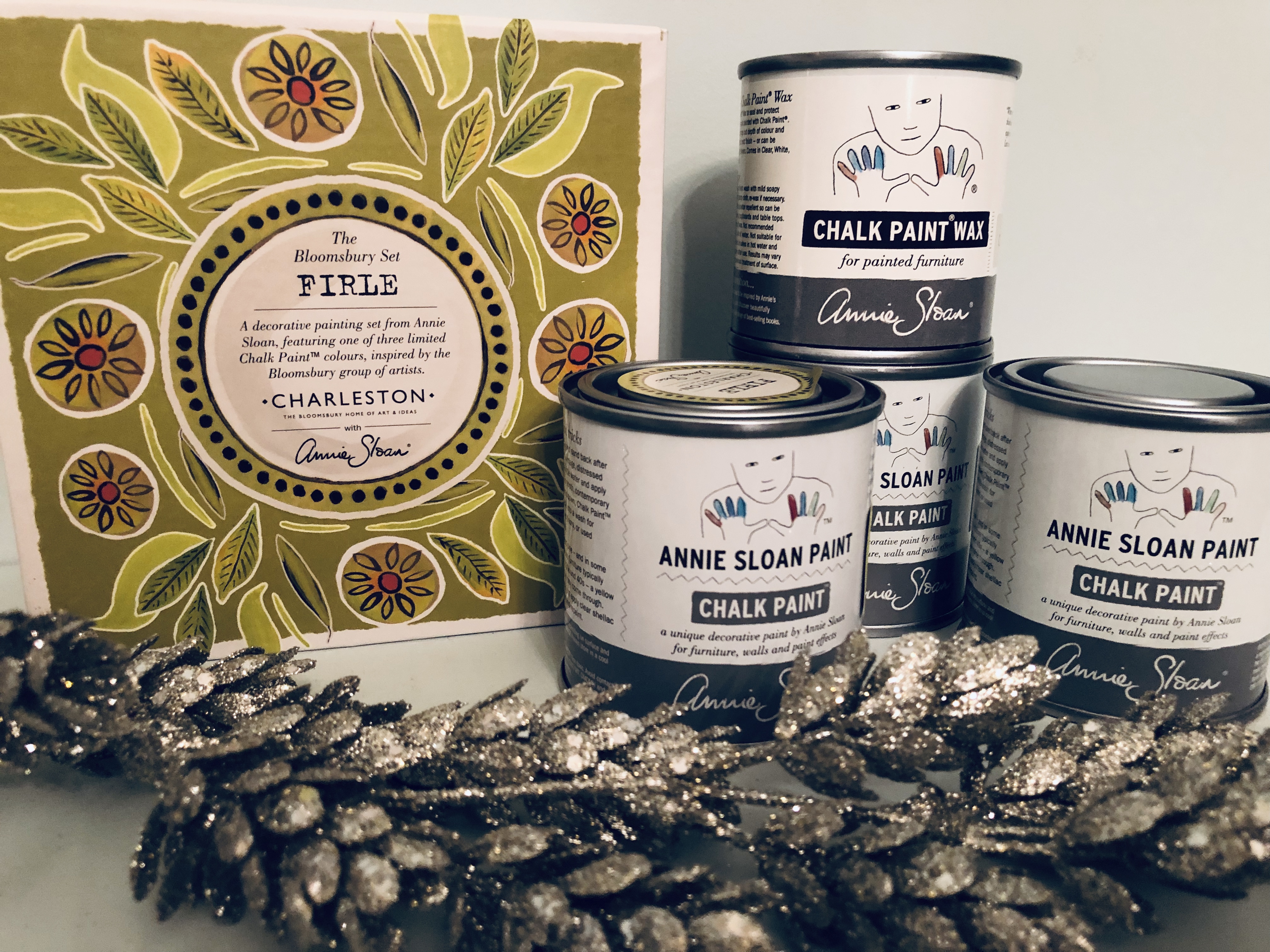 Christmas gift guide paint