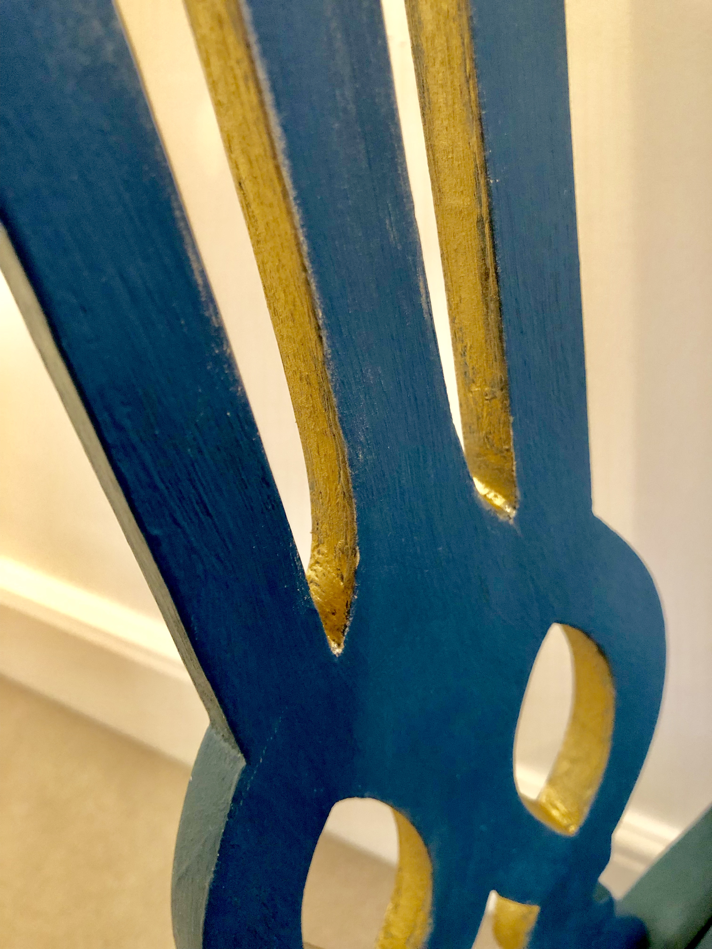 this morning gilding on chair